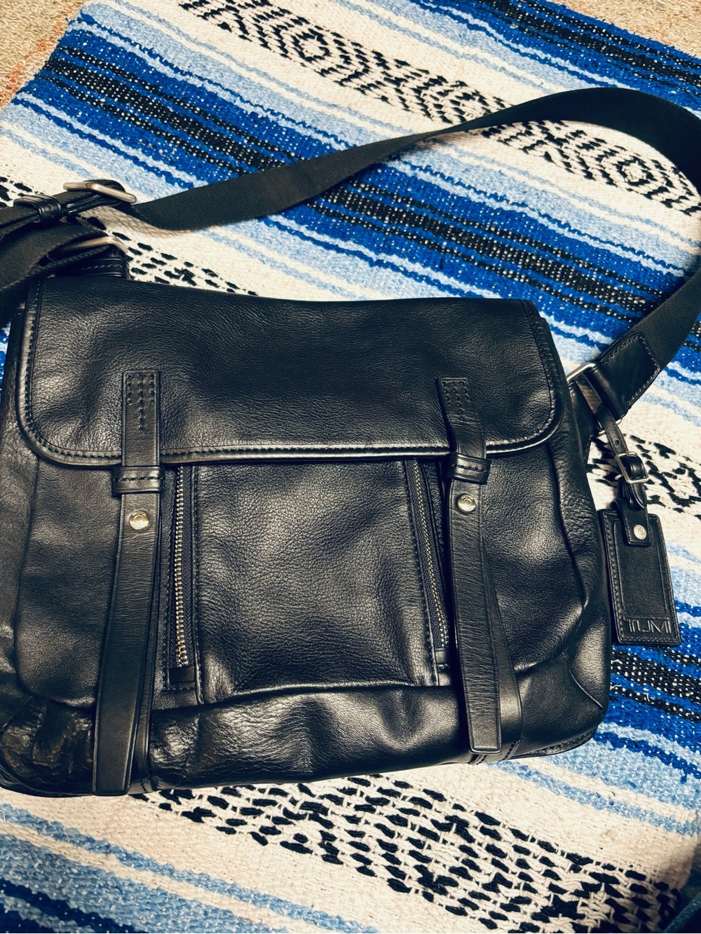 TUMI Laredo Colorado Deluxe Leather Messenger Crossbody Bag Black 68153D